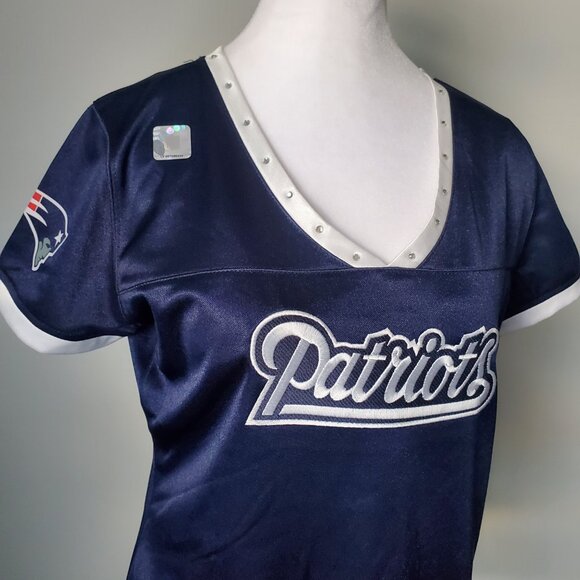 Women's NFL Team Shirt New England Patriots Fans Jersey T Shirt Licensed - Picture 2 of 11